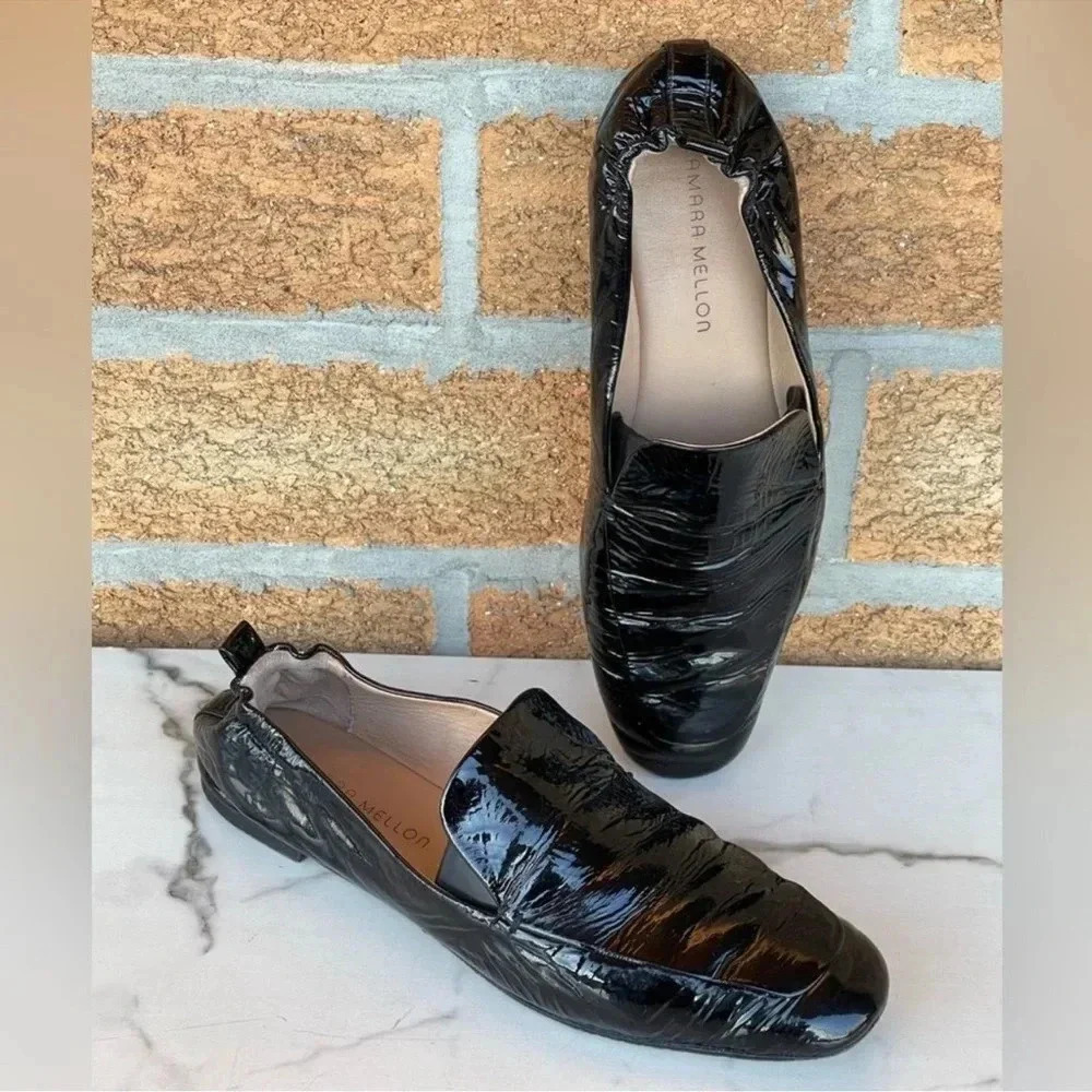 Tamara Mellon Black Patent Stow Loafer Flats
39 1/2